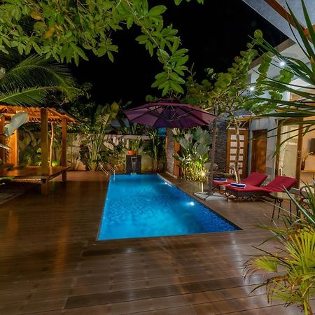 Maneh Villa Langkawi - Private Pool Пантай-Сенанг Экстерьер фото
