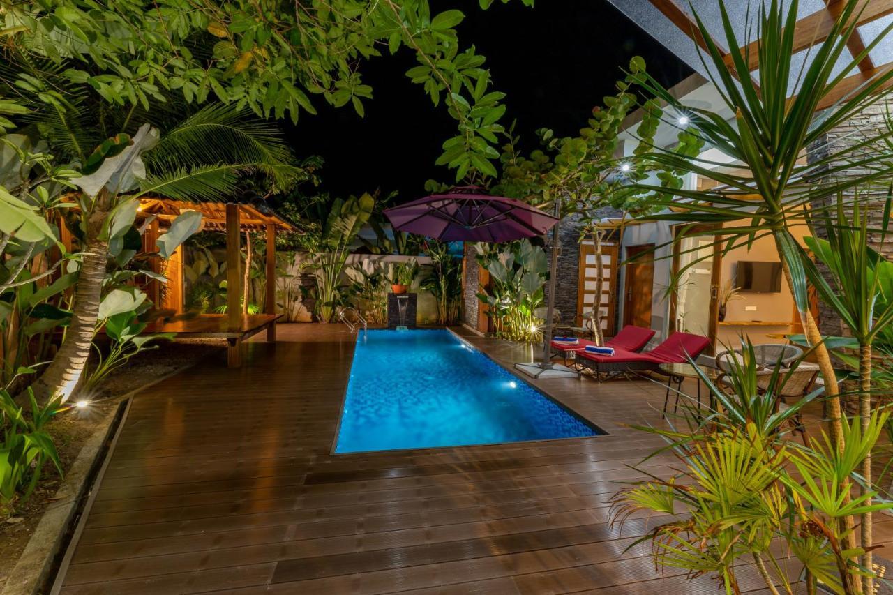 Maneh Villa Langkawi - Private Pool Пантай-Сенанг Экстерьер фото